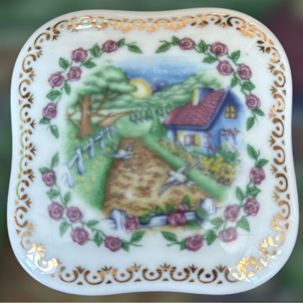 1990 Heritage House